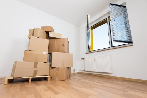 Apartment moving day support for removals in Purley